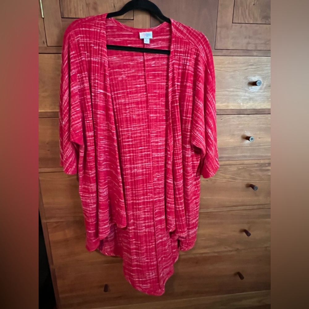 LulaRoe Lindsay Kimono size medium